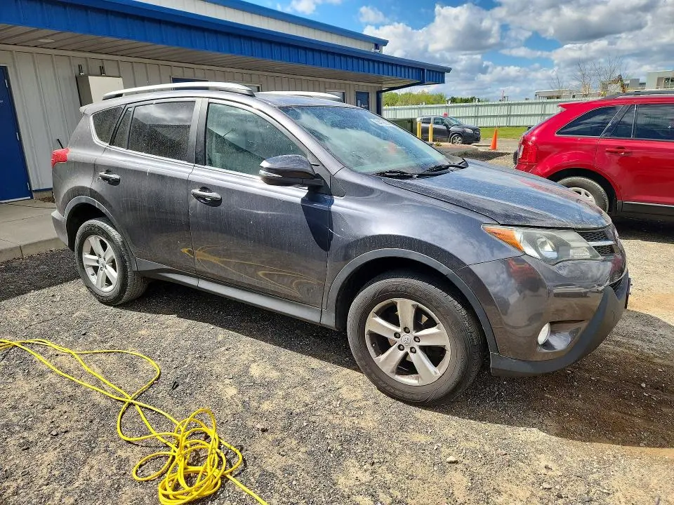 2014 TOYOTA RAV4 XLE  