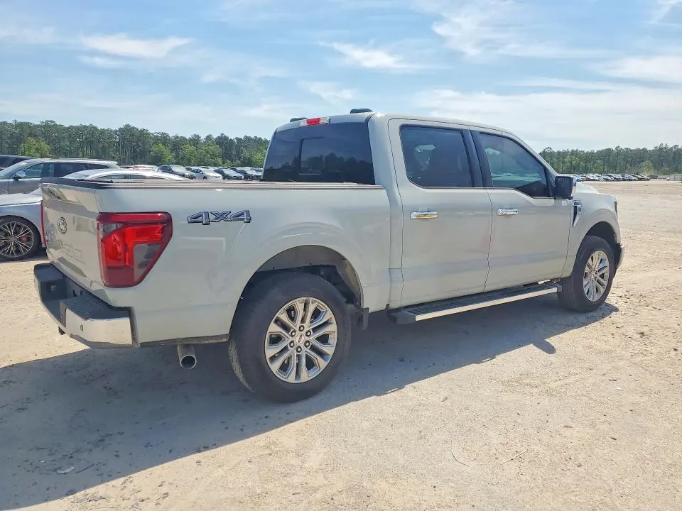 2024 FORD F150 XLT  