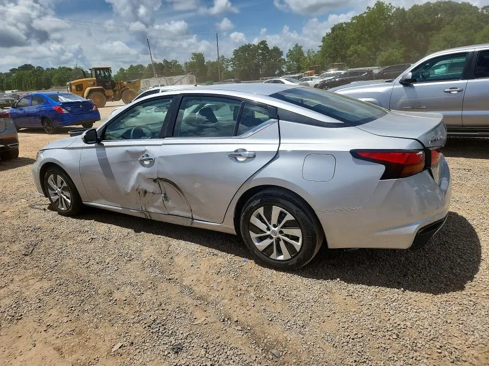 2023 NISSAN ALTIMA S  