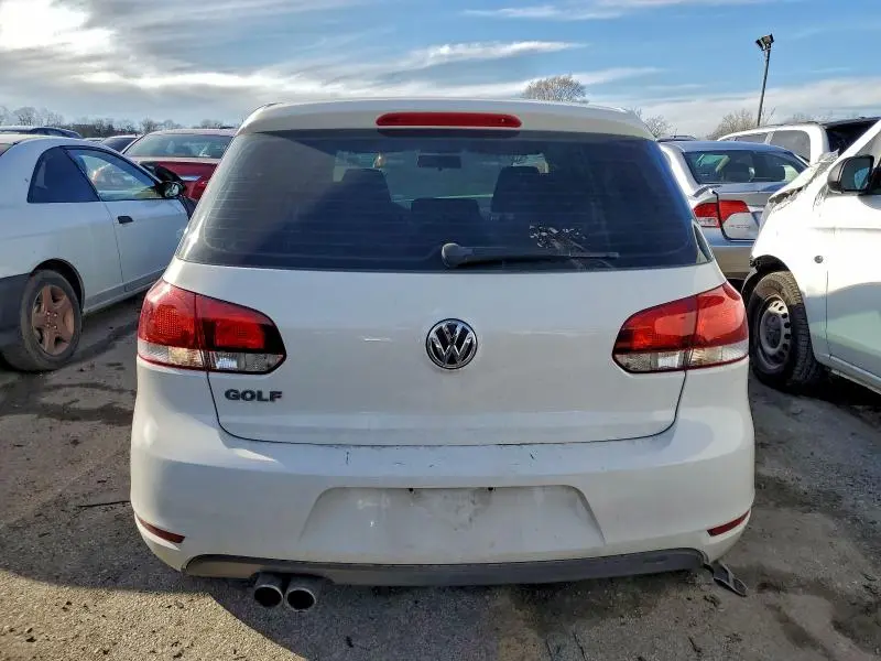 2011 VOLKSWAGEN GOLF   