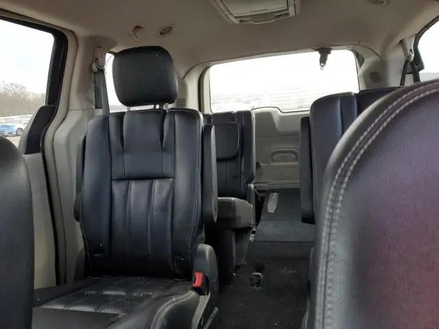 2013 CHRYSLER TOWN & COUNTRY TOURING L  