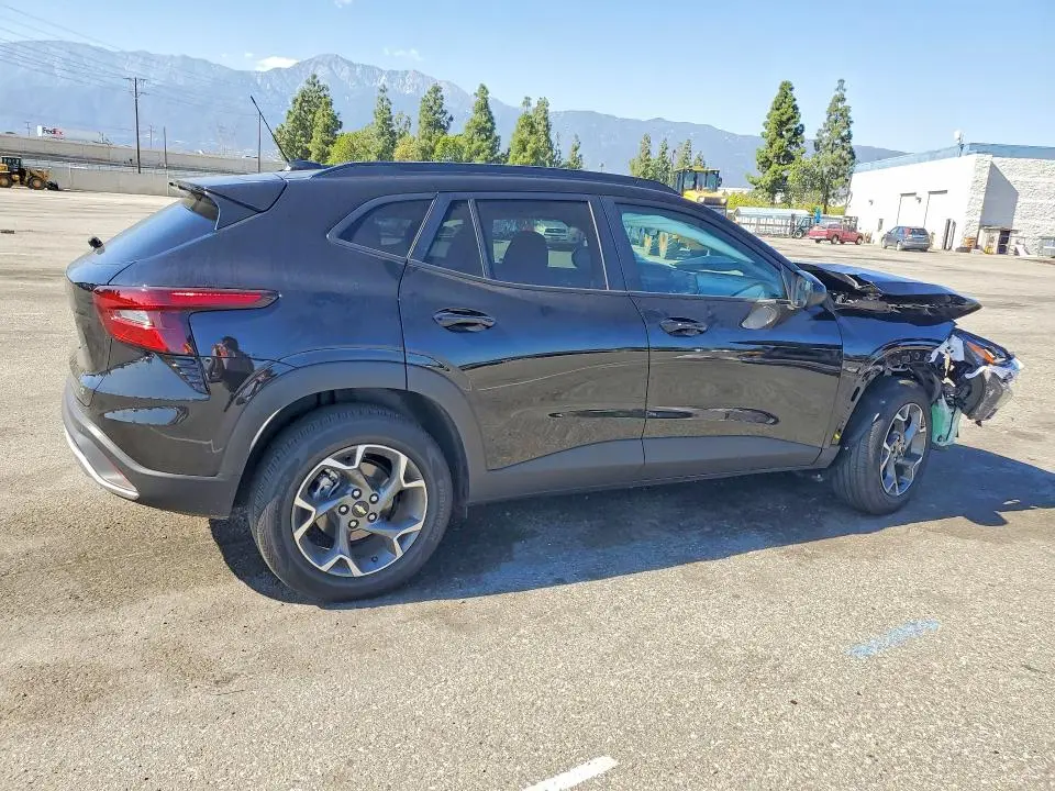 2025 CHEVROLET TRAX 1LT  