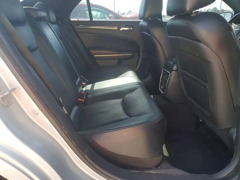2013 CHRYSLER 300C   