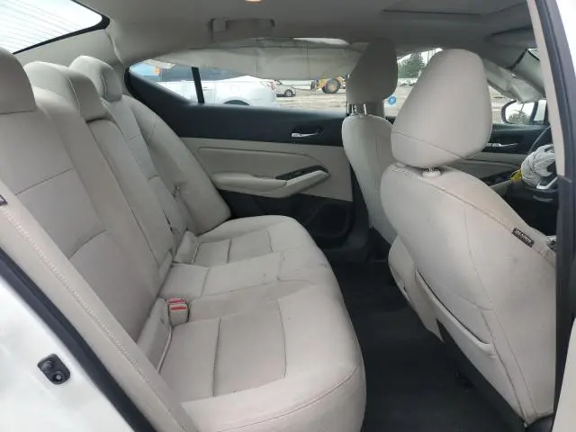 2022 NISSAN ALTIMA SV