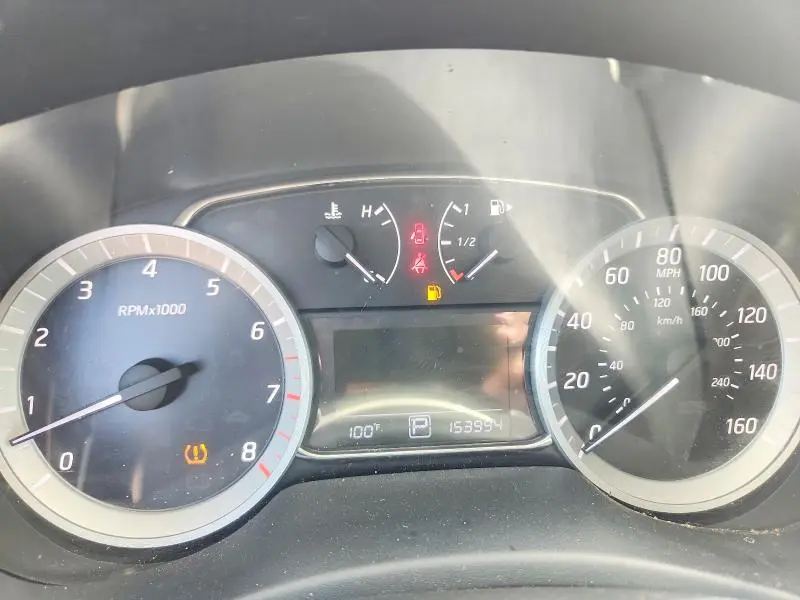 2015 NISSAN SENTRA SV  