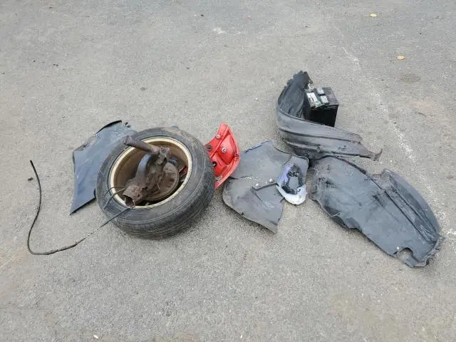 2016 CHEVROLET SPARK 2LT  