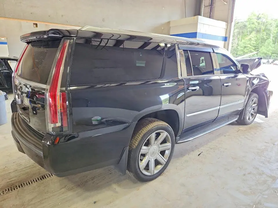 2018 CADILLAC ESCALADE ESV LUXURY  