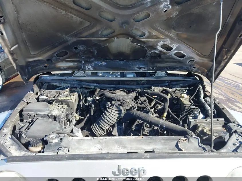 2011 JEEP WRANGLER SAHARA