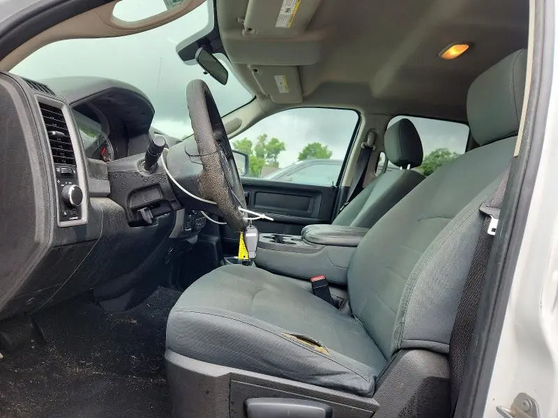 2016 RAM 1500 ST  