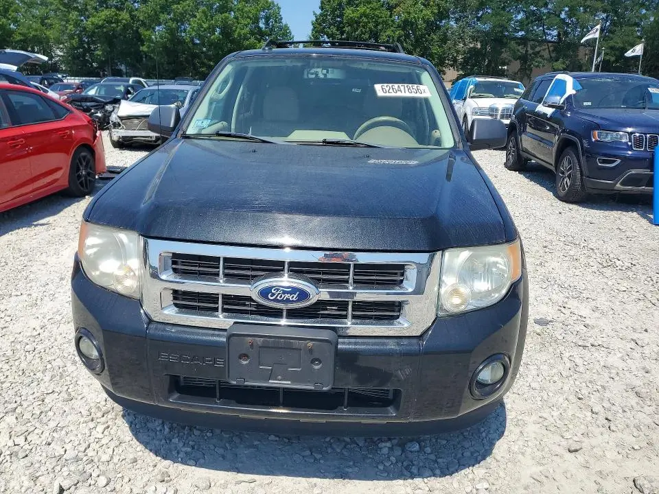 2011 FORD ESCAPE XLT  