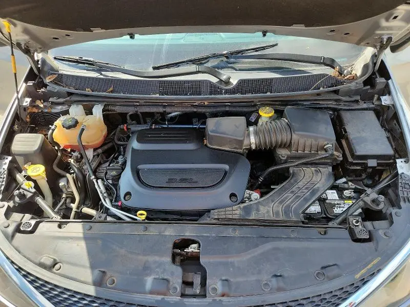 2021 CHRYSLER VOYAGER LXI  