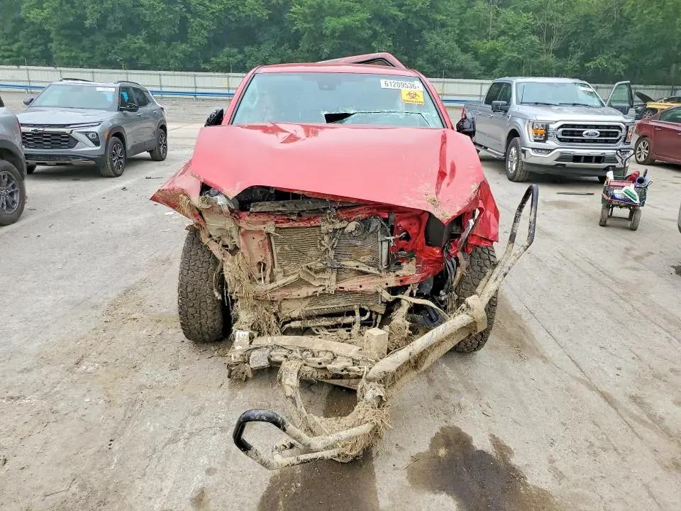 2023 TOYOTA TACOMA SR V6  