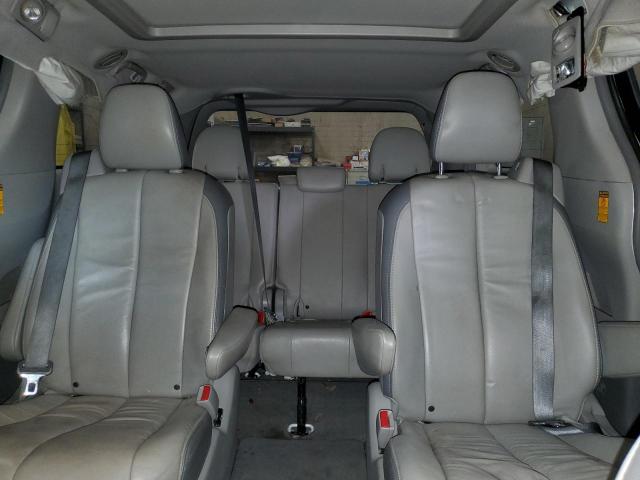 2014 TOYOTA SIENNA XLE