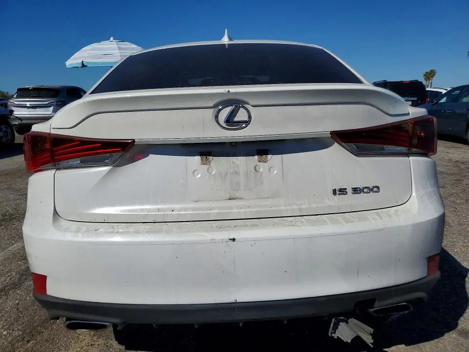 2018 LEXUS IS 300 BASE  