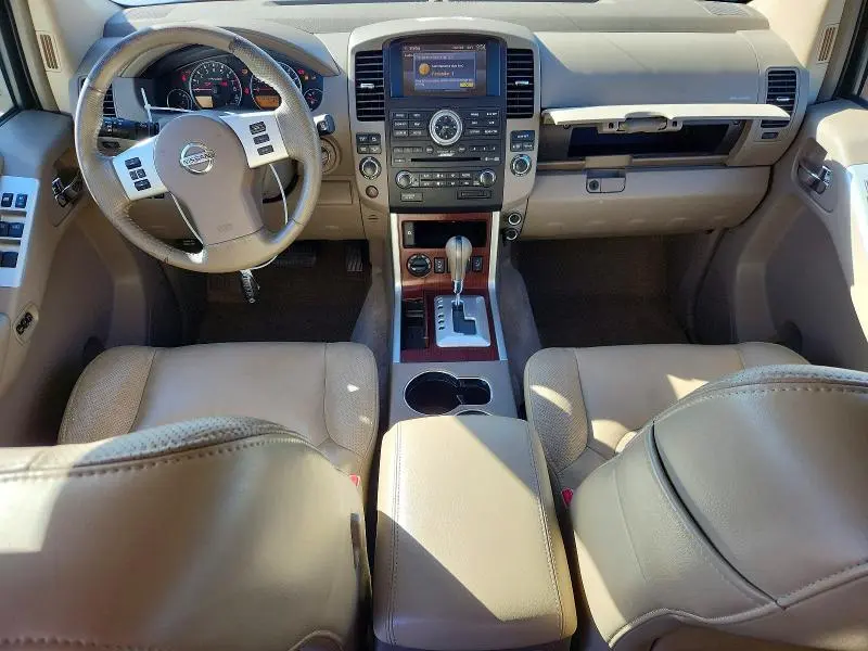 2011 NISSAN PATHFINDER S  