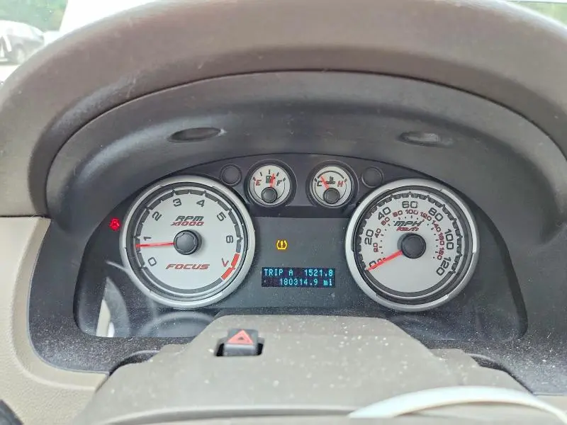 2011 FORD FOCUS   