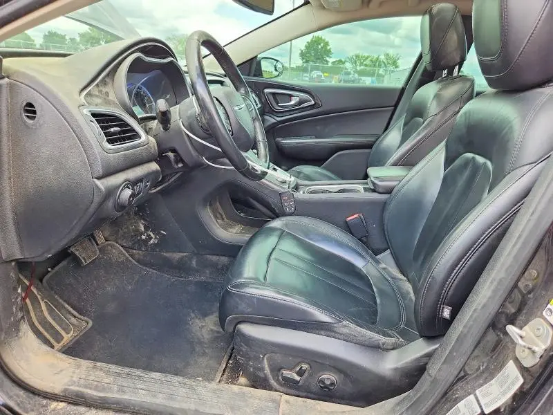 2015 CHRYSLER 200 C  