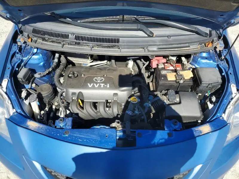 2010 TOYOTA YARIS BASE  