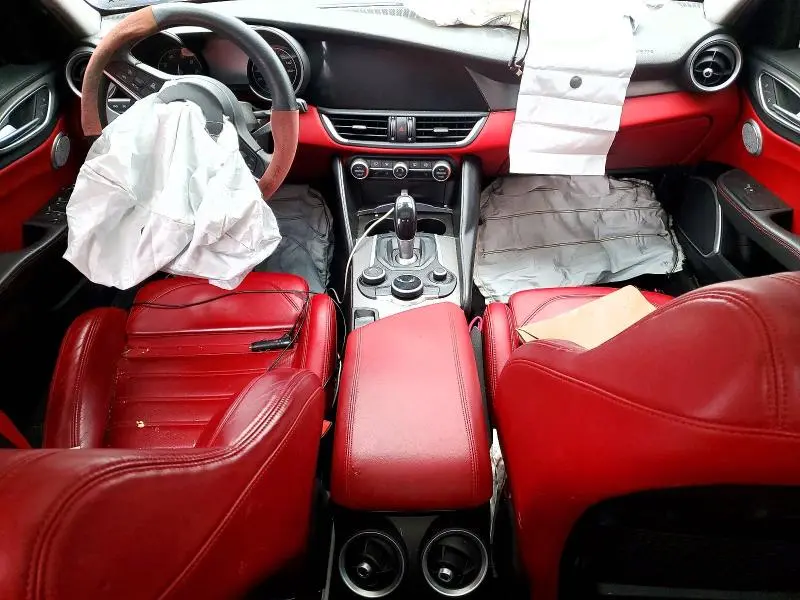 2019 ALFA ROMEO GIULIA TI  