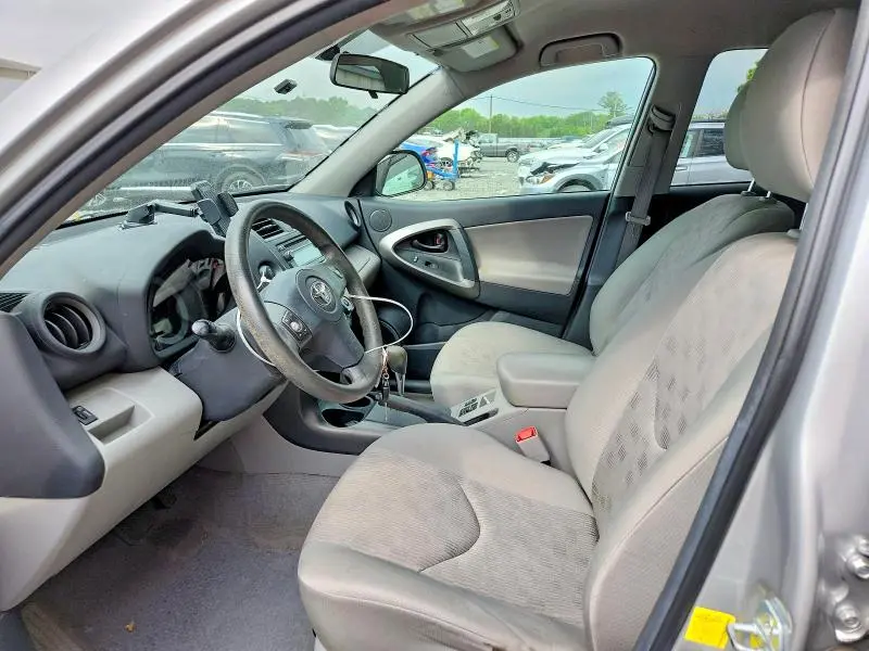 2012 TOYOTA RAV4 BASE  