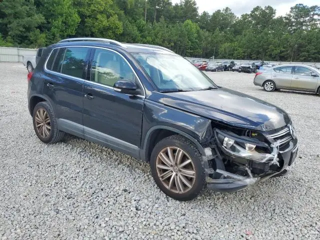 2013 VOLKSWAGEN TIGUAN S  