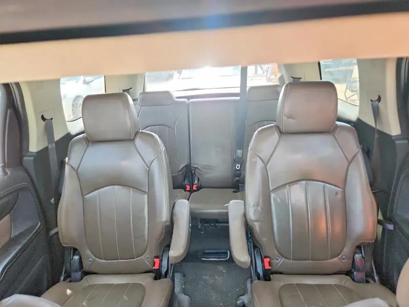 2016 GMC ACADIA SLT-2  