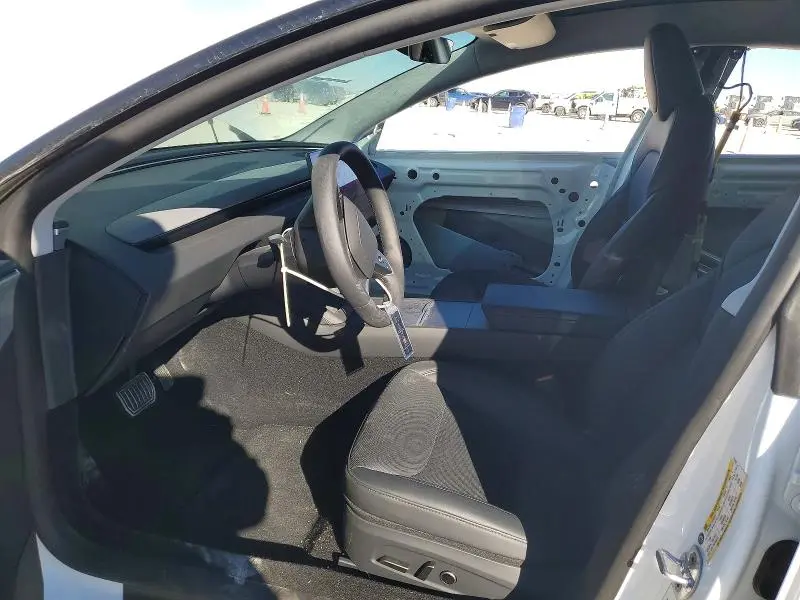 2026 TESLA MODEL 3   