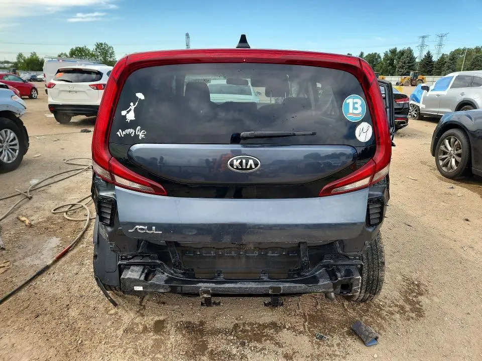 2020 KIA SOUL LX  