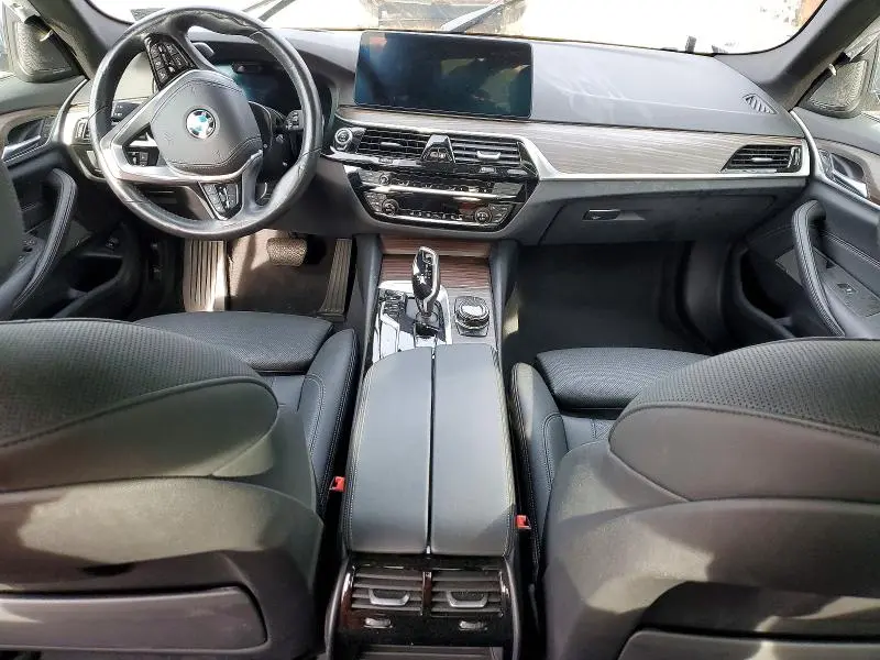 2023 BMW 530 XI  