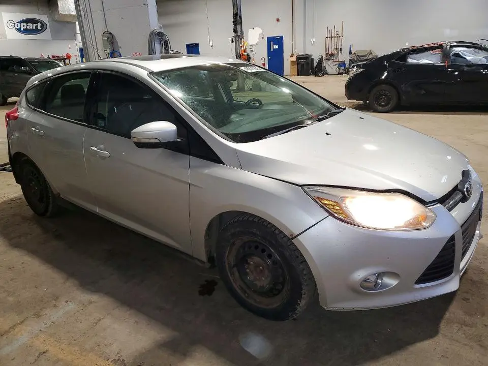 2013 FORD FOCUS SE  