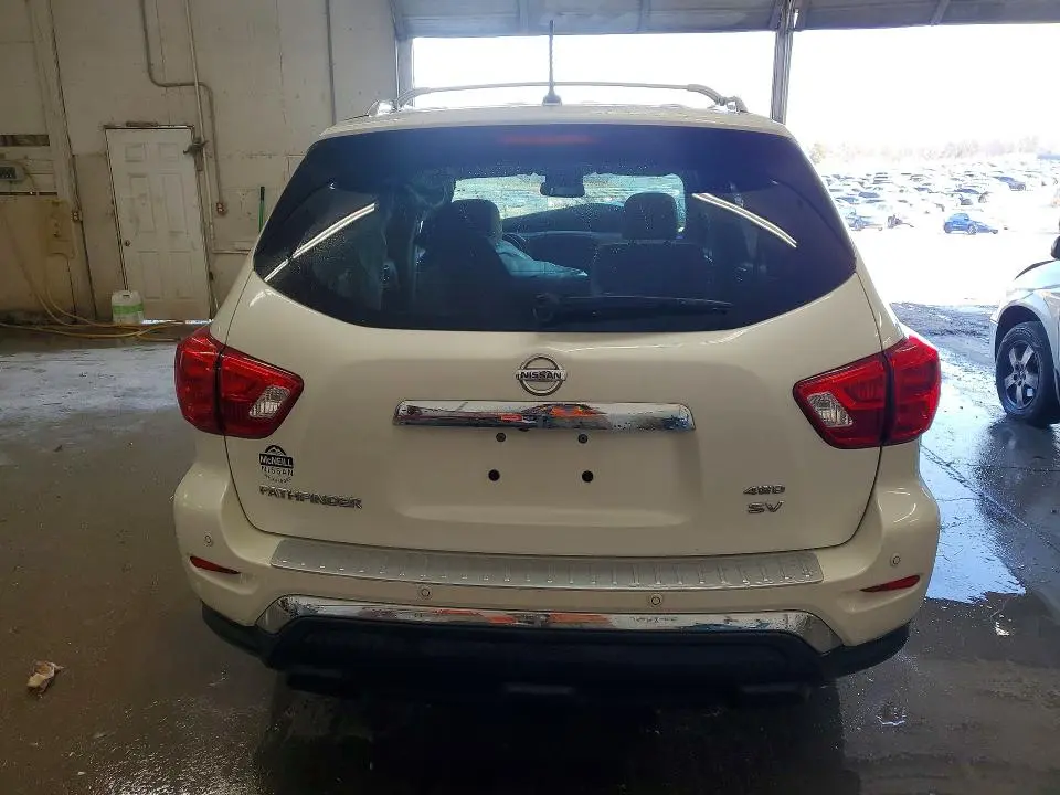 2018 NISSAN PATHFINDER S  