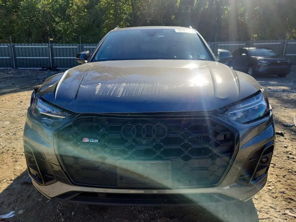 2023 AUDI SQ5 PRESTIGE  