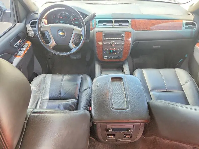 2011 CHEVROLET AVALANCHE LT  