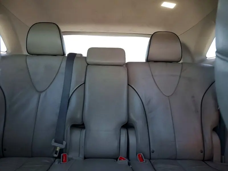 2012 TOYOTA VENZA XLE  
