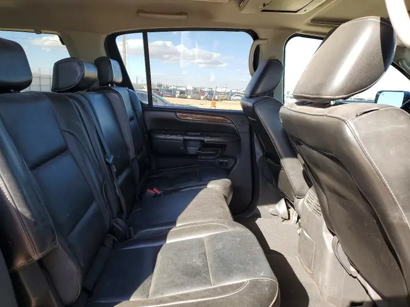 2010 NISSAN ARMADA SE  