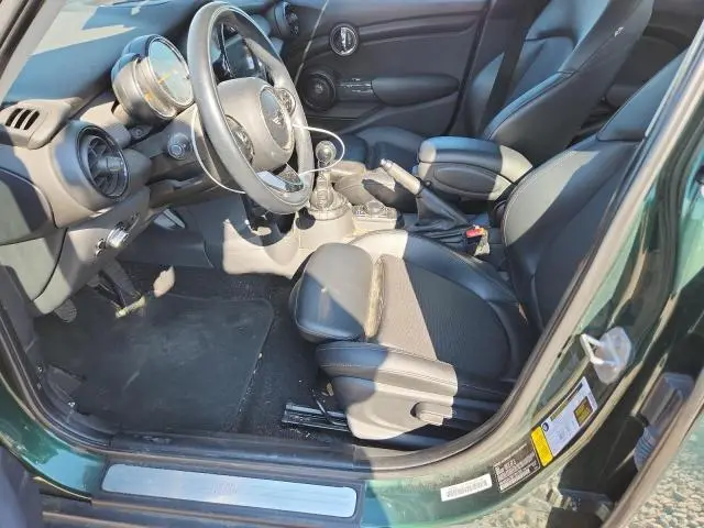 2015 MINI COOPER   