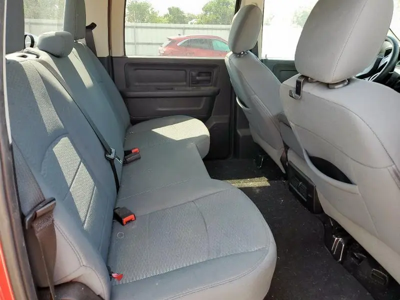 2014 RAM 1500 ST  