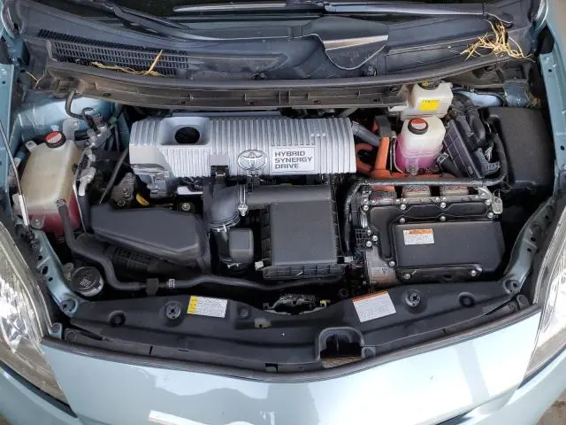 2015 TOYOTA PRIUS   