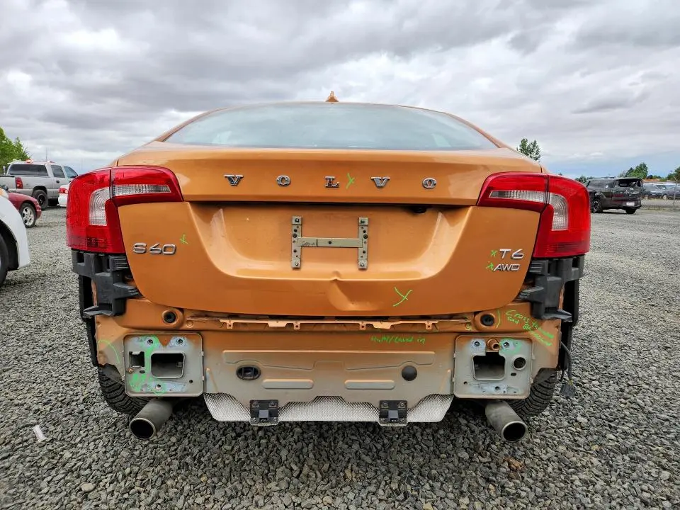 2013 VOLVO S60 T6  