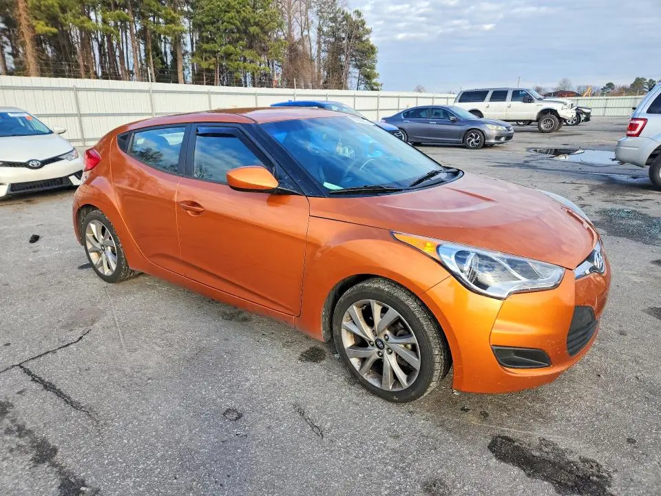 2016 HYUNDAI VELOSTER BASE  