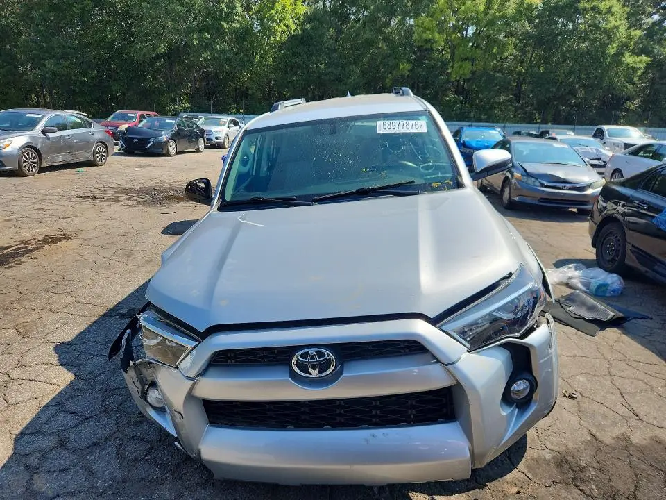 2019 TOYOTA 4RUNNER SR5  