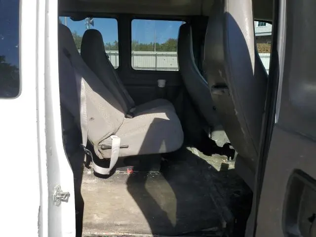 2015 CHEVROLET EXPRESS G2500 LT  