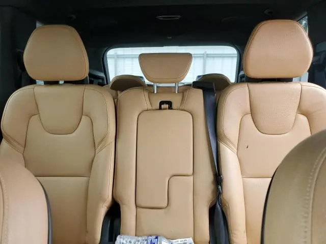 2017 VOLVO XC90 T6