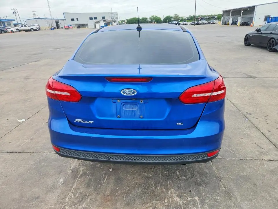 2018 FORD FOCUS SE  