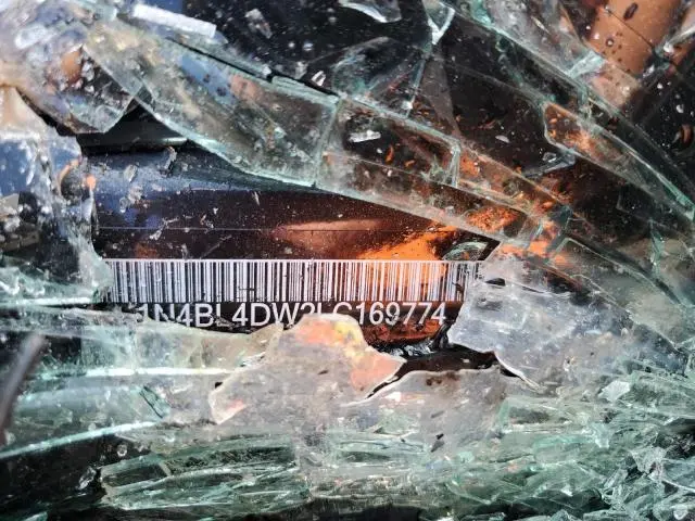 2020 NISSAN ALTIMA SV  