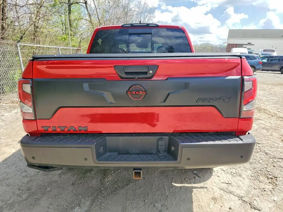 2023 NISSAN TITAN PRO-4X  