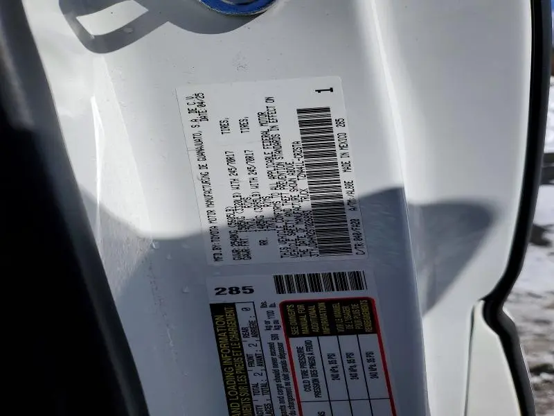 2025 TOYOTA TACOMA SR  