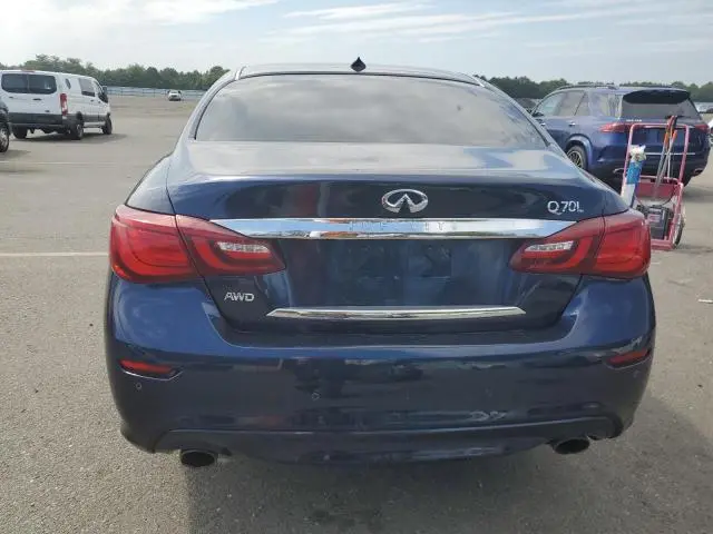2017 INFINITI Q70L 3.7  