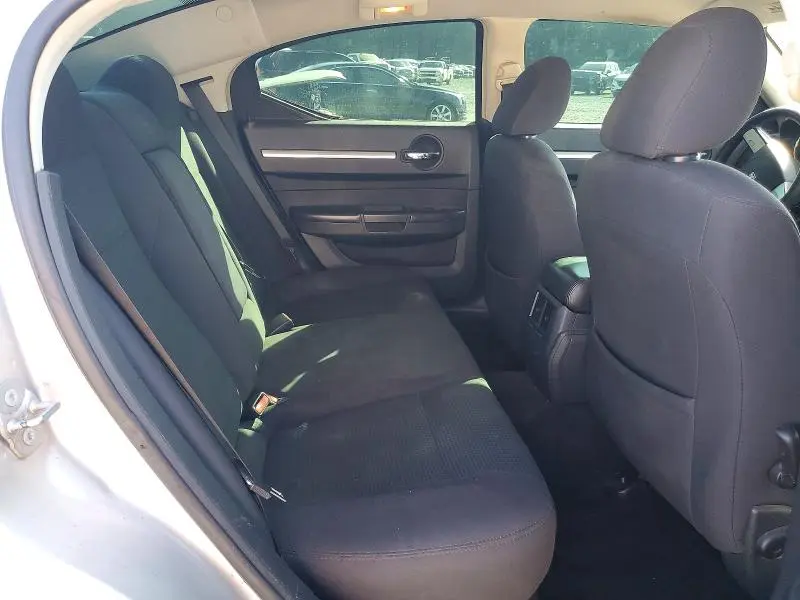 2010 DODGE CHARGER SXT  