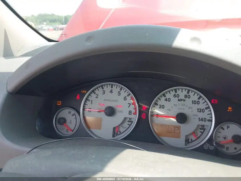 2012 NISSAN FRONTIER SV